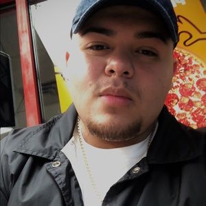 Meet your Posher, Everardo